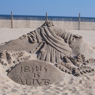 Sand Scultpure of Jesus Alive
